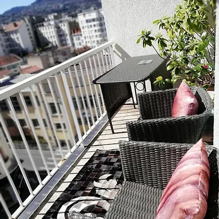 Bed & Breakfast Monts Dome *