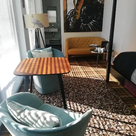 Monts Dome Bed & Breakfast